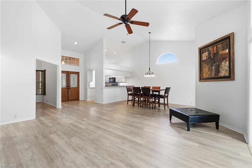8185 Breton CIR-6