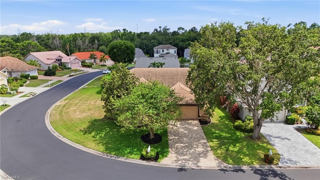 8185 Breton CIR-35