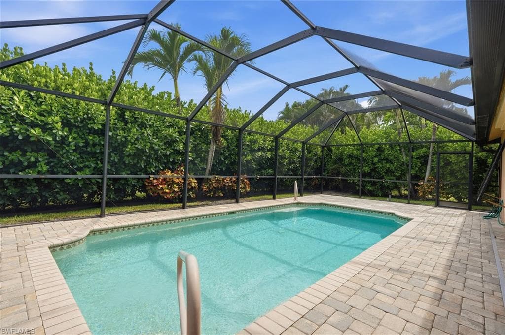 8185 Breton CIR-28