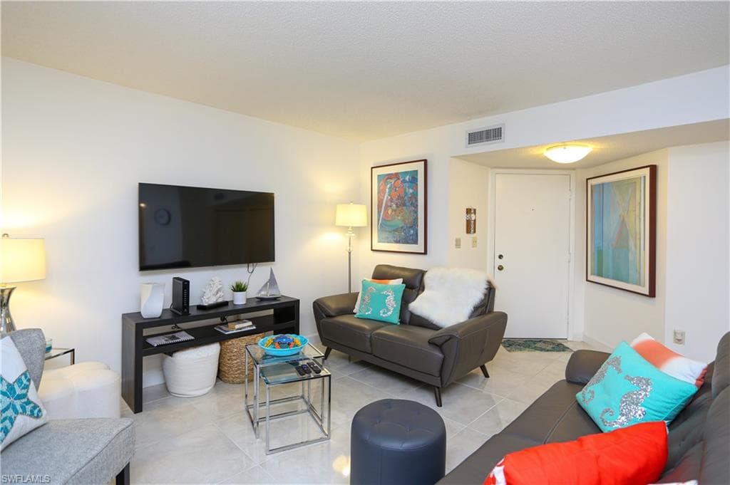 1522 Mainsail DR 2-27