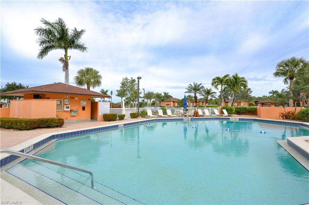 1522 Mainsail DR 2-4
