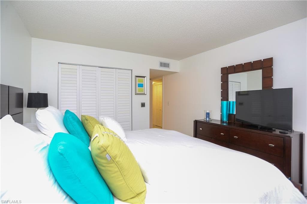1522 Mainsail DR 2-48
