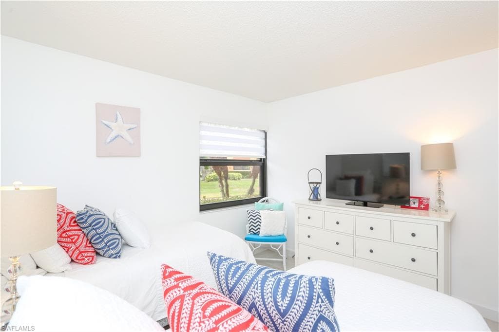 1522 Mainsail DR 2-43
