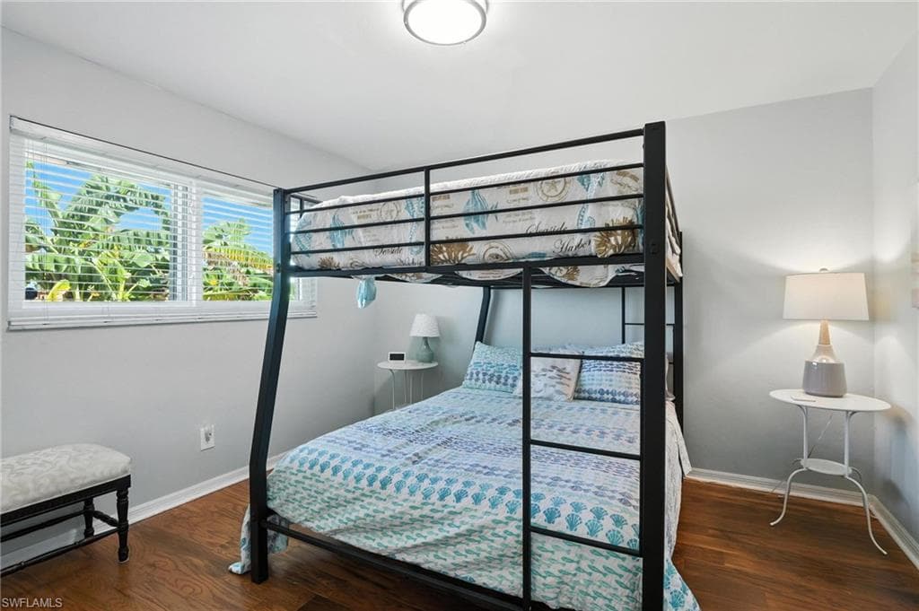28 SE 12th AVE-25