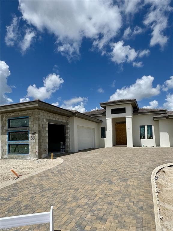 25546 Crystal Shore DR-1