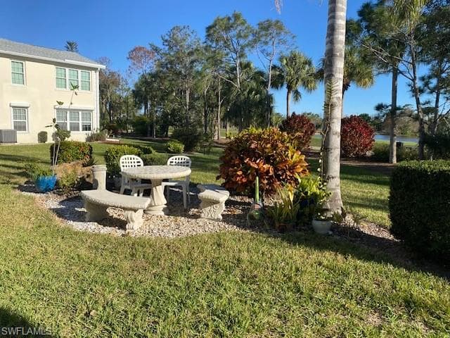 13520 Stratford Place CIR-6