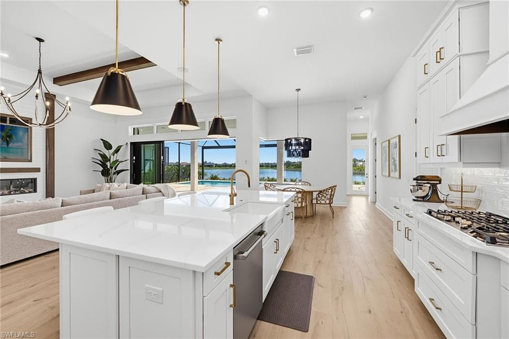 15382 Turin DR-5