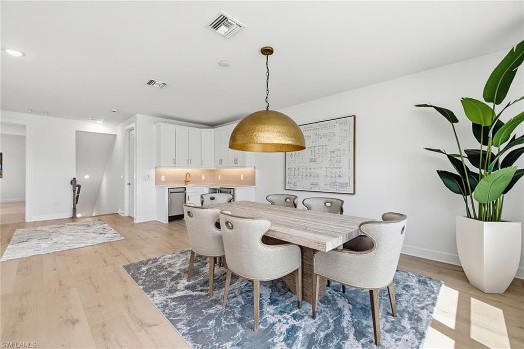 15382 Turin DR-16