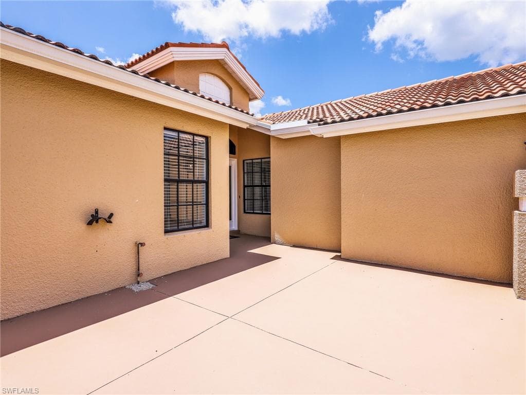 12673 Glen Hollow DR-5