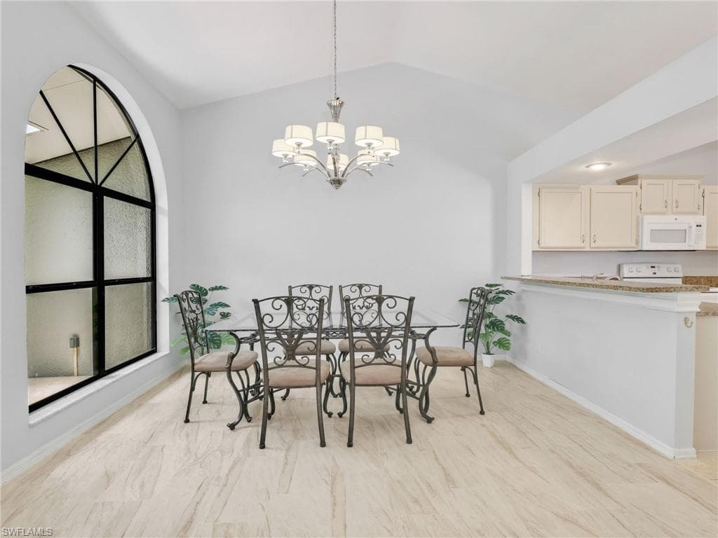 12673 Glen Hollow DR-13