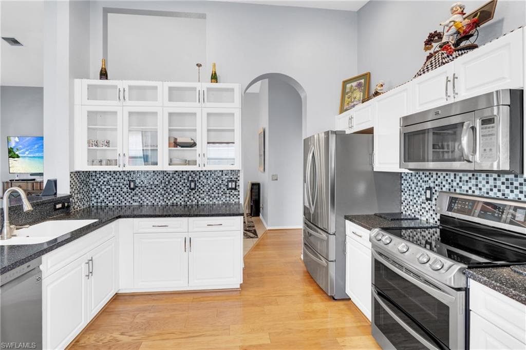 9044 Springview LOOP-5