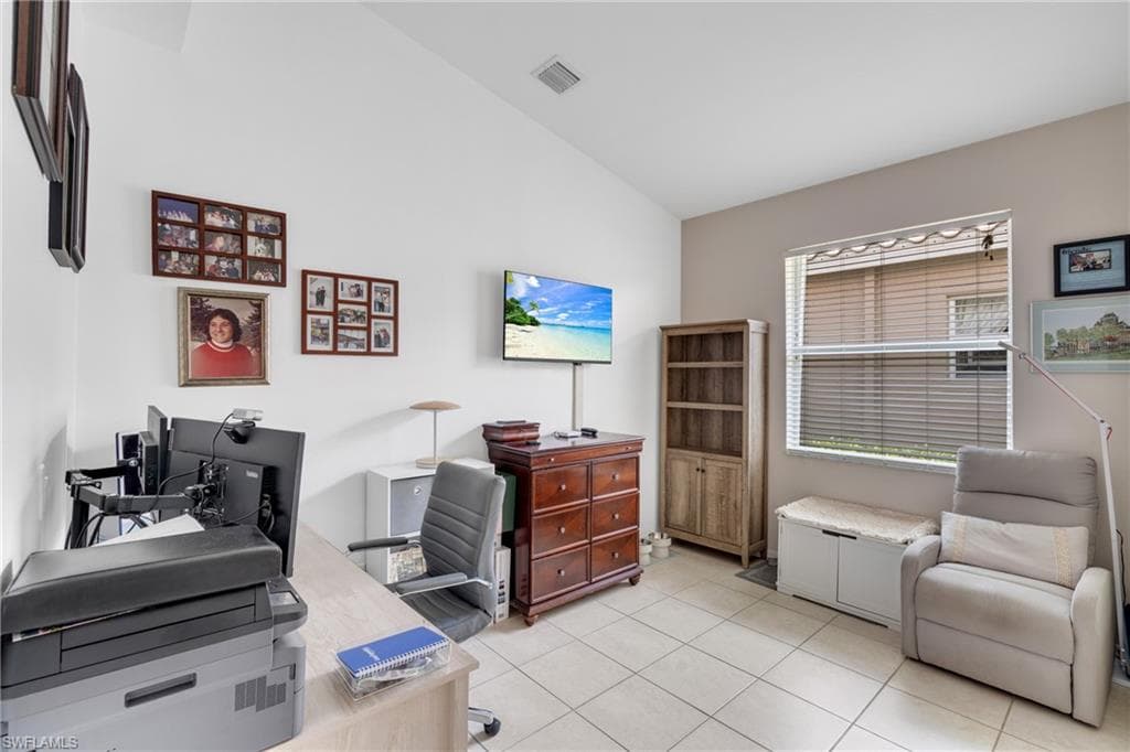9044 Springview LOOP-15