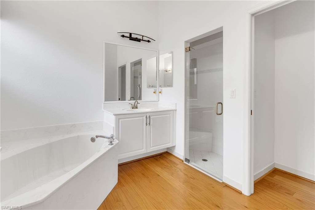 9044 Springview LOOP-14