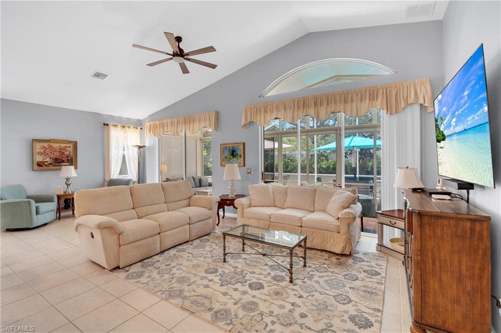 9044 Springview LOOP-10