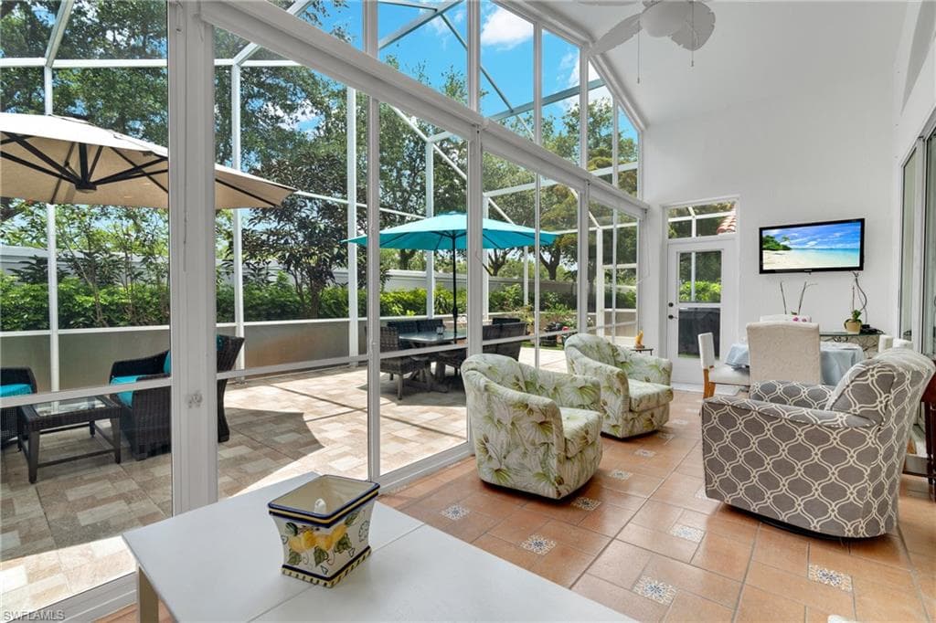 9044 Springview LOOP-18