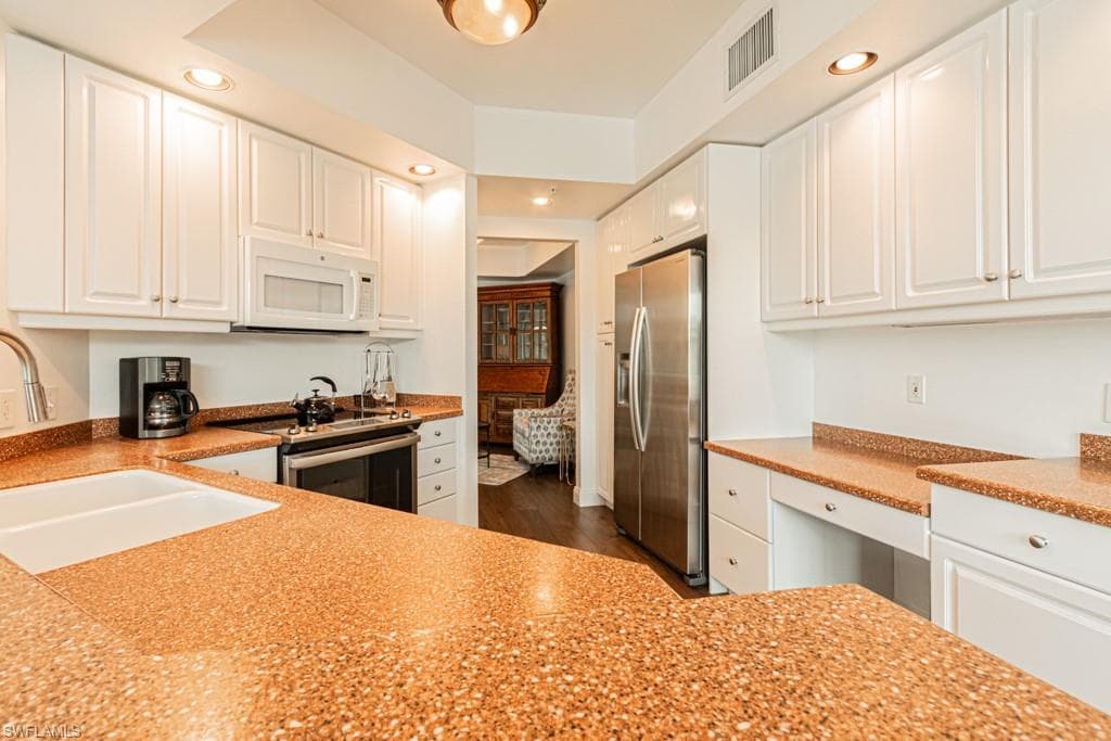 300 Dunes BLVD 105-17