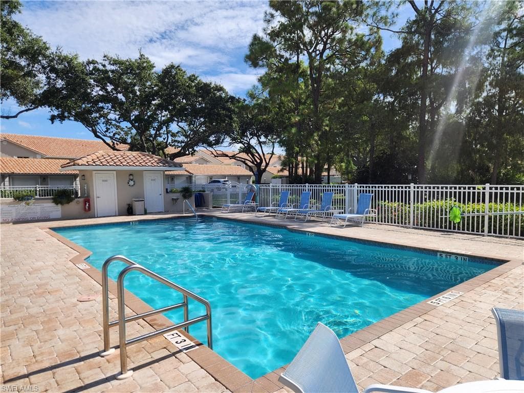 5928 Cranbrook WAY D202-22