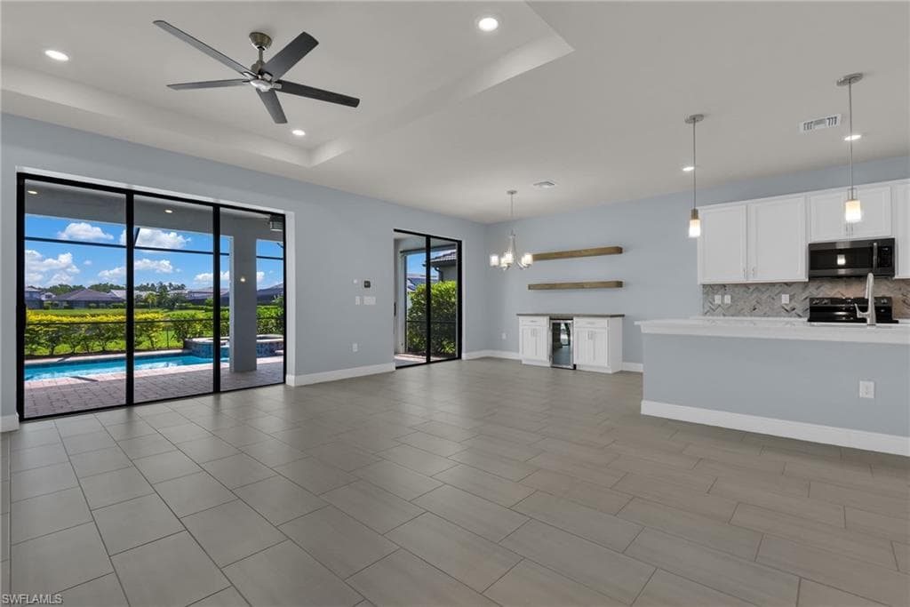 3943 Black Eagle LN-3