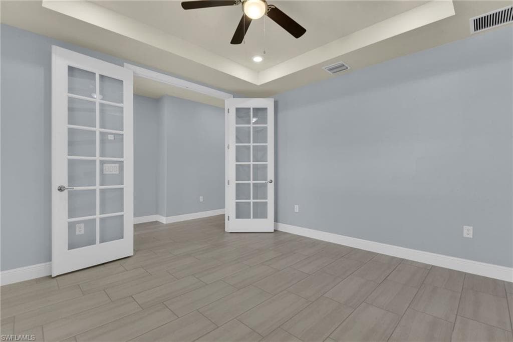 3943 Black Eagle LN-20