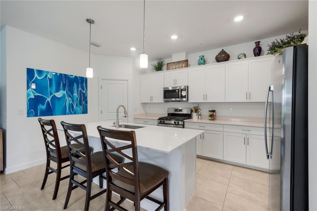 18271 Ridgeline DR-5