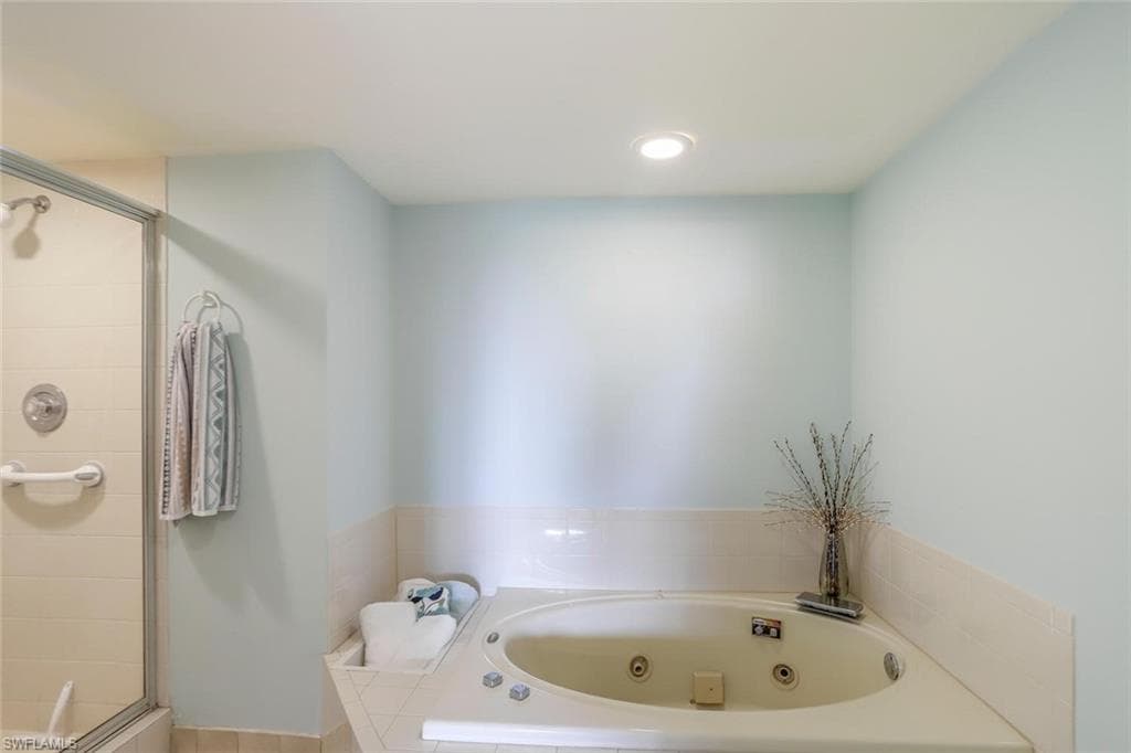 340 Horse Creek DR 305-17