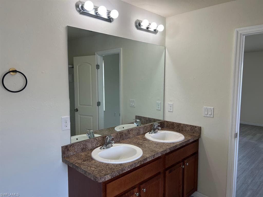 10329 Canal Brook LN-6