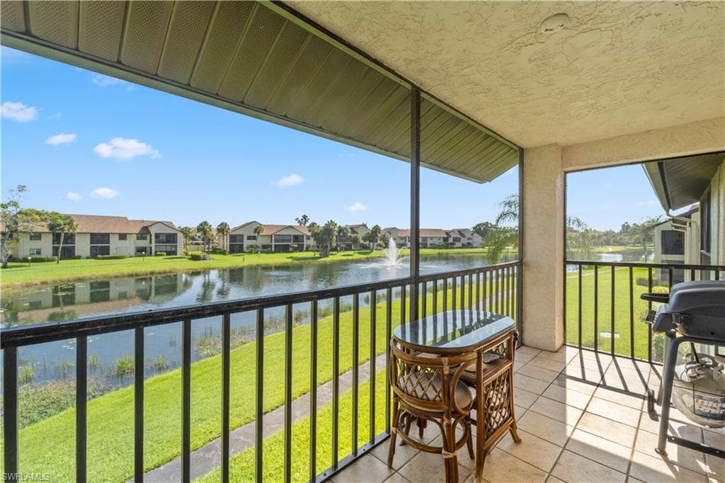 8565 Charter Club CIR 6-6