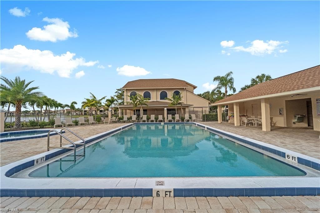 8565 Charter Club CIR 6-27