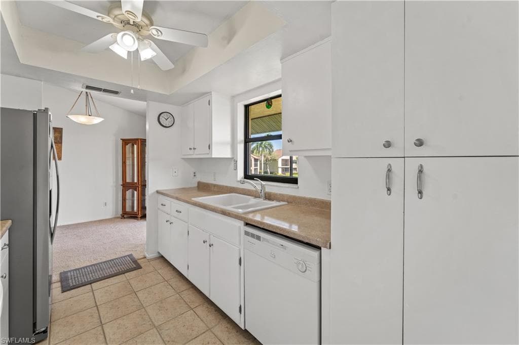 8565 Charter Club CIR 6-8