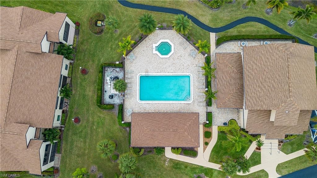 8565 Charter Club CIR 6-30