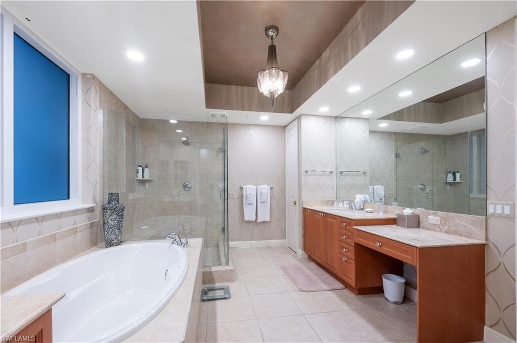 24031 Via Castella DR 1403-19