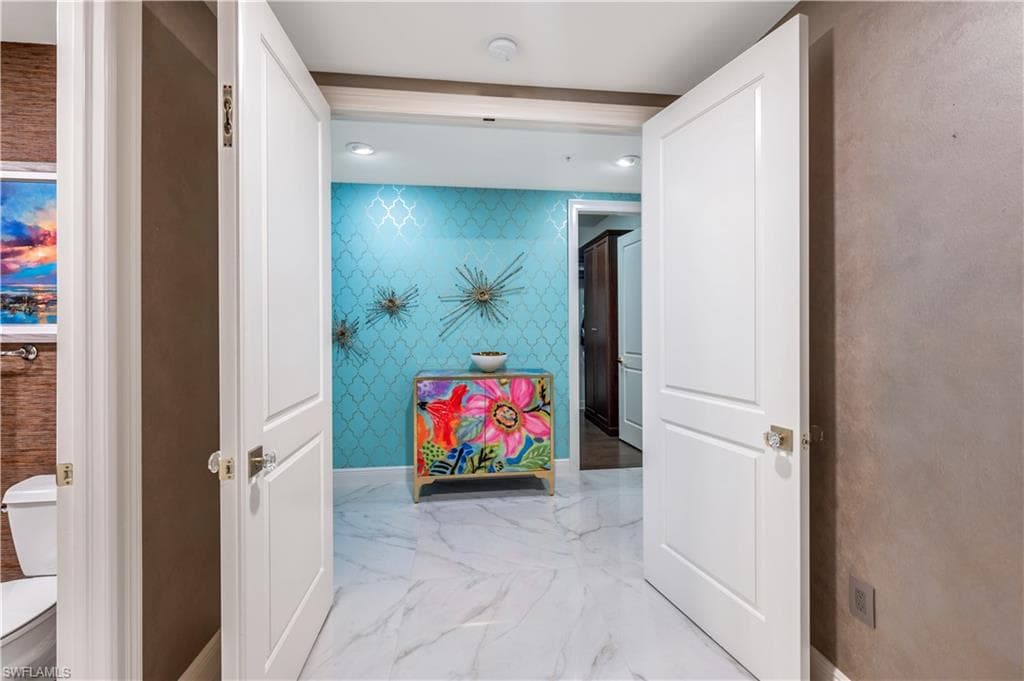 24031 Via Castella DR 1403-14