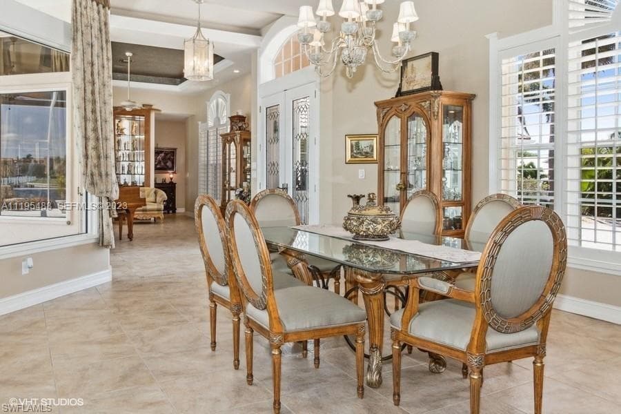 1524 Columbian DR-12