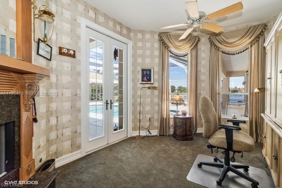 1524 Columbian DR-11
