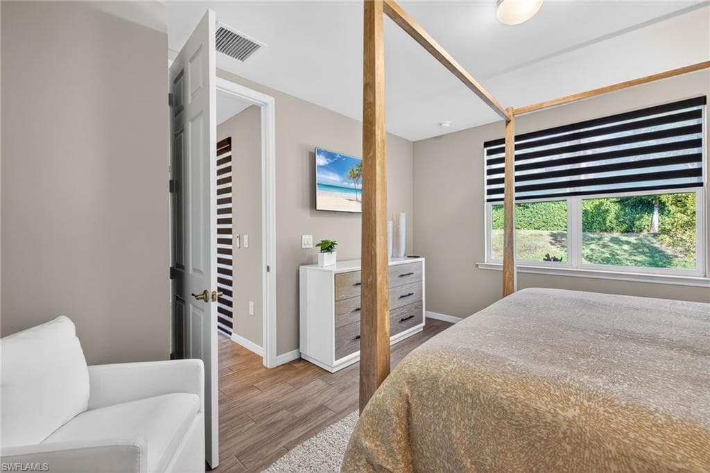 14567 Edgewater CIR-16