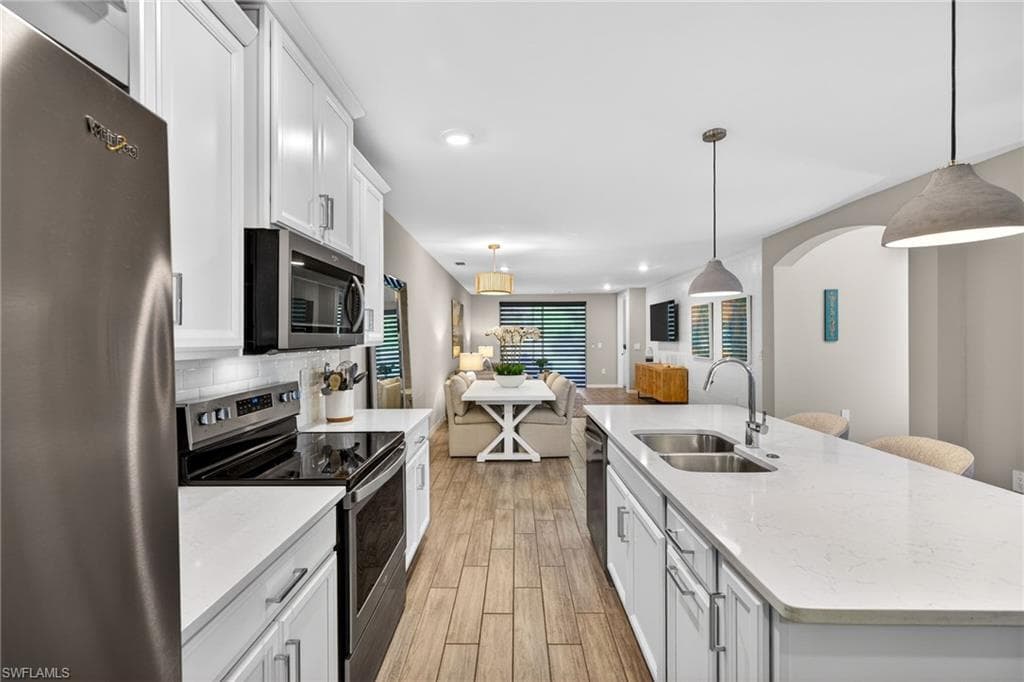 14567 Edgewater CIR-11