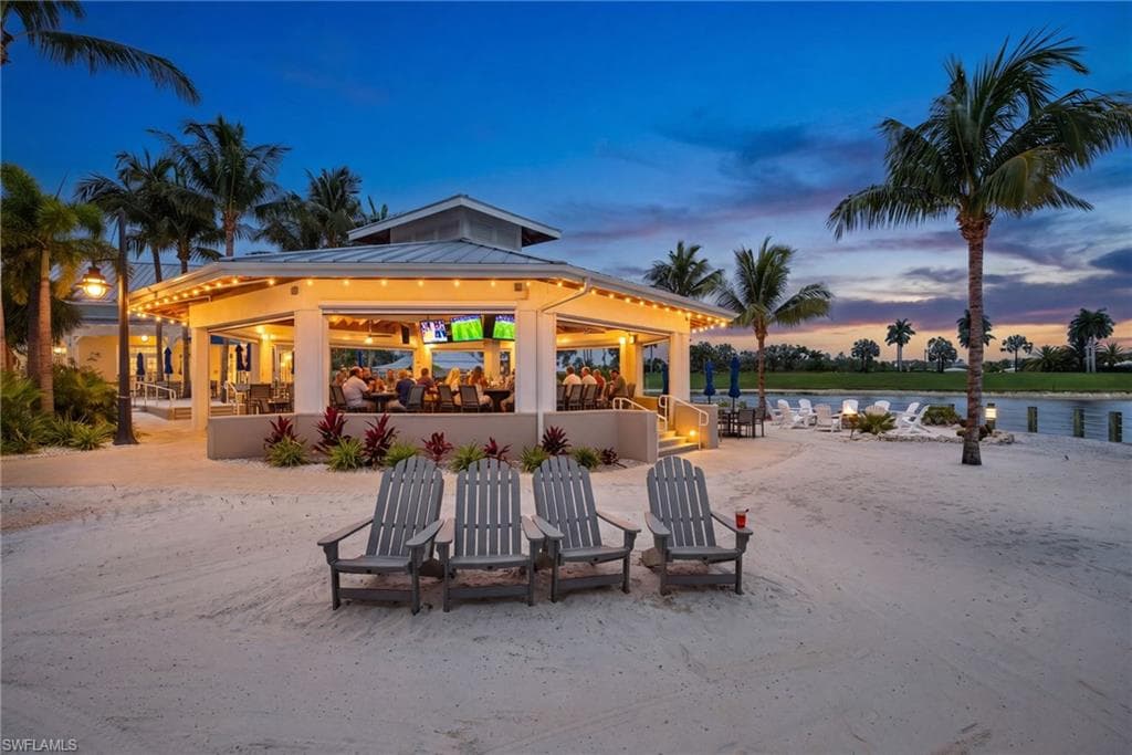 14567 Edgewater CIR-32