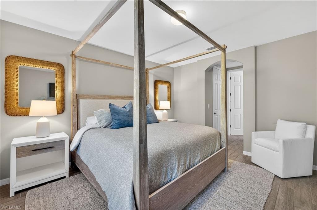 14567 Edgewater CIR-17