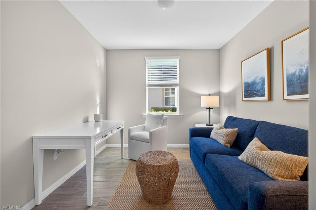14567 Edgewater CIR-14