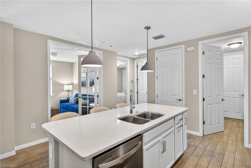 14567 Edgewater CIR-10