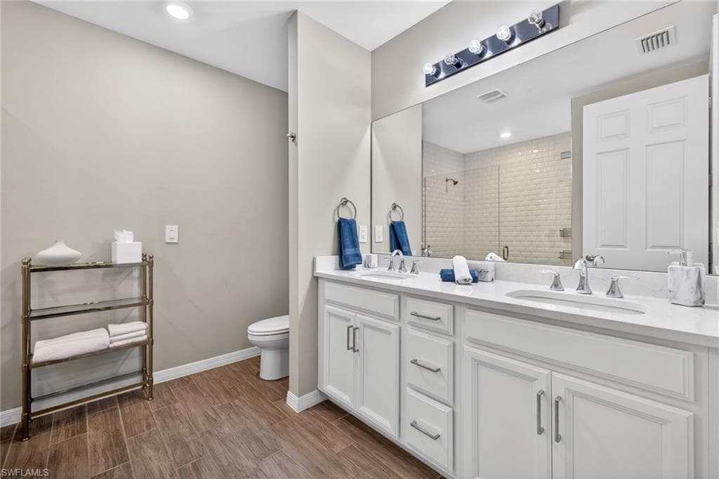 14567 Edgewater CIR-18
