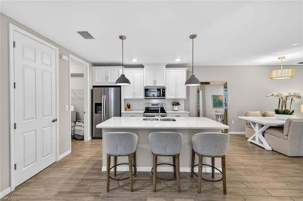 14567 Edgewater CIR-7