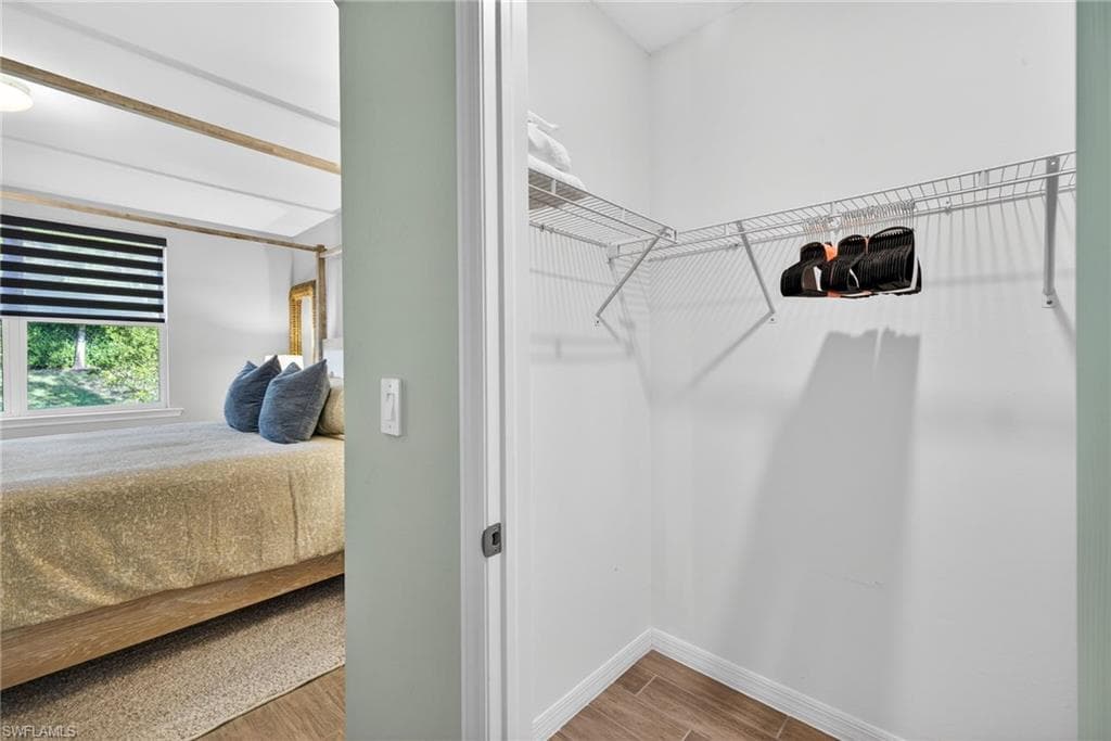 14567 Edgewater CIR-20