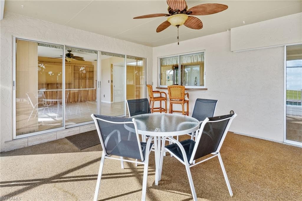 711 Mirror Lakes DR-42