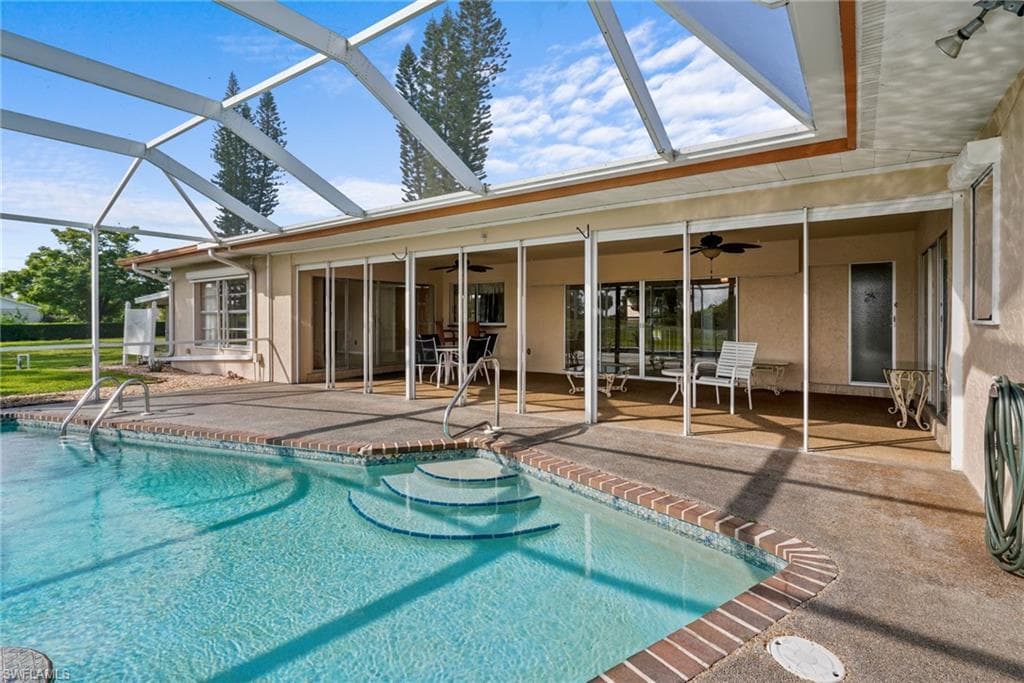 711 Mirror Lakes DR-2