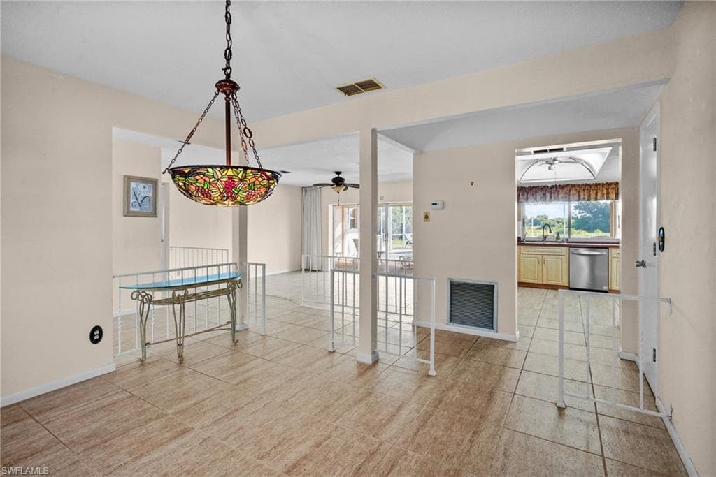 711 Mirror Lakes DR-8