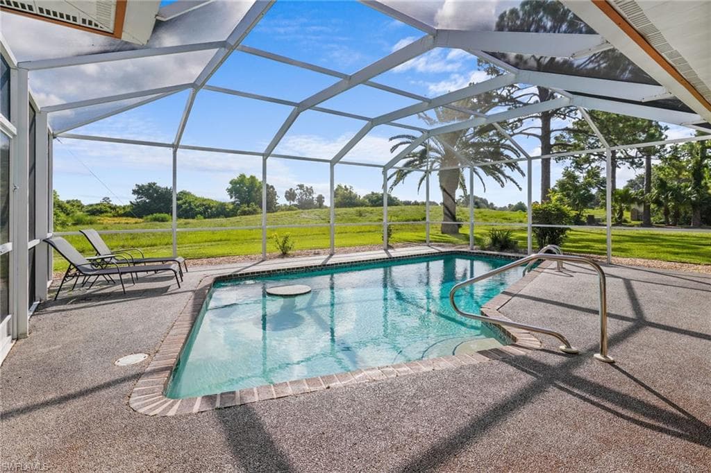 711 Mirror Lakes DR-47