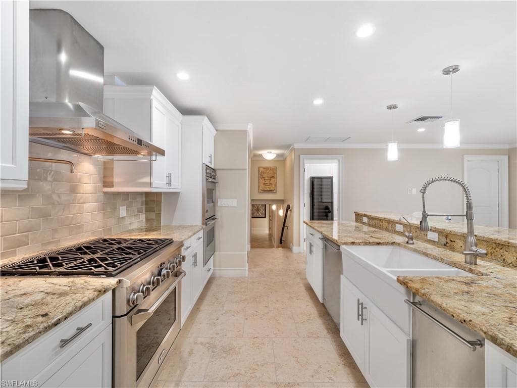13580 Brynwood LN-17