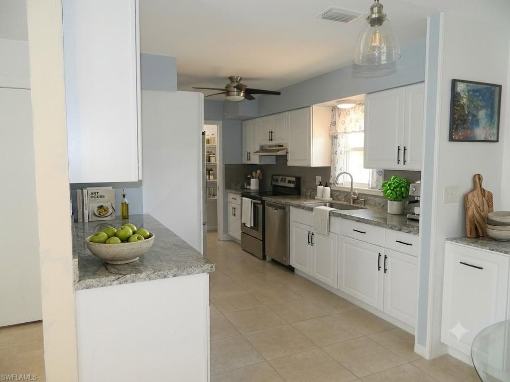 1417 Huntdale ST E-4