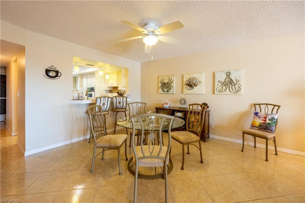 304 Tudor DR 7-14